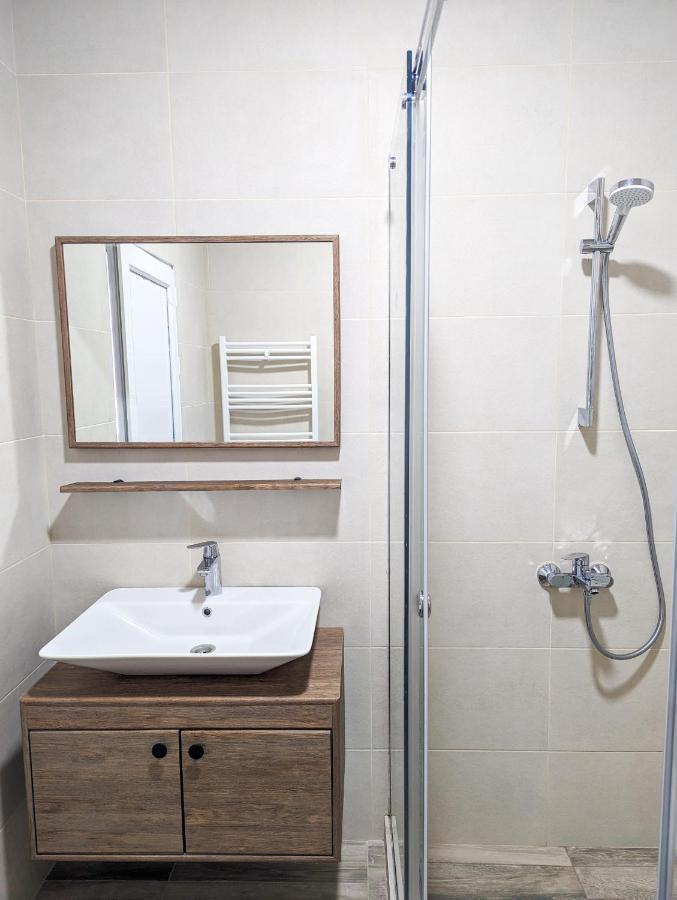 Brand New Apartment In Koutaïssi Extérieur photo