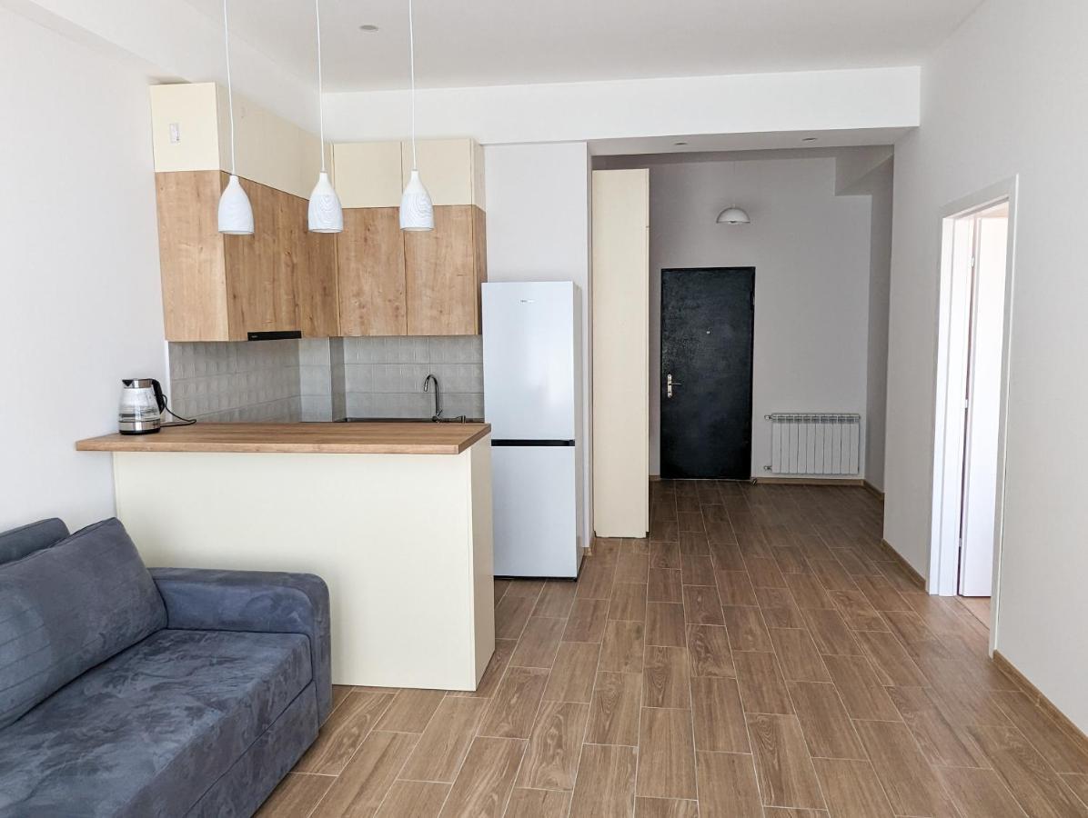 Brand New Apartment In Koutaïssi Extérieur photo