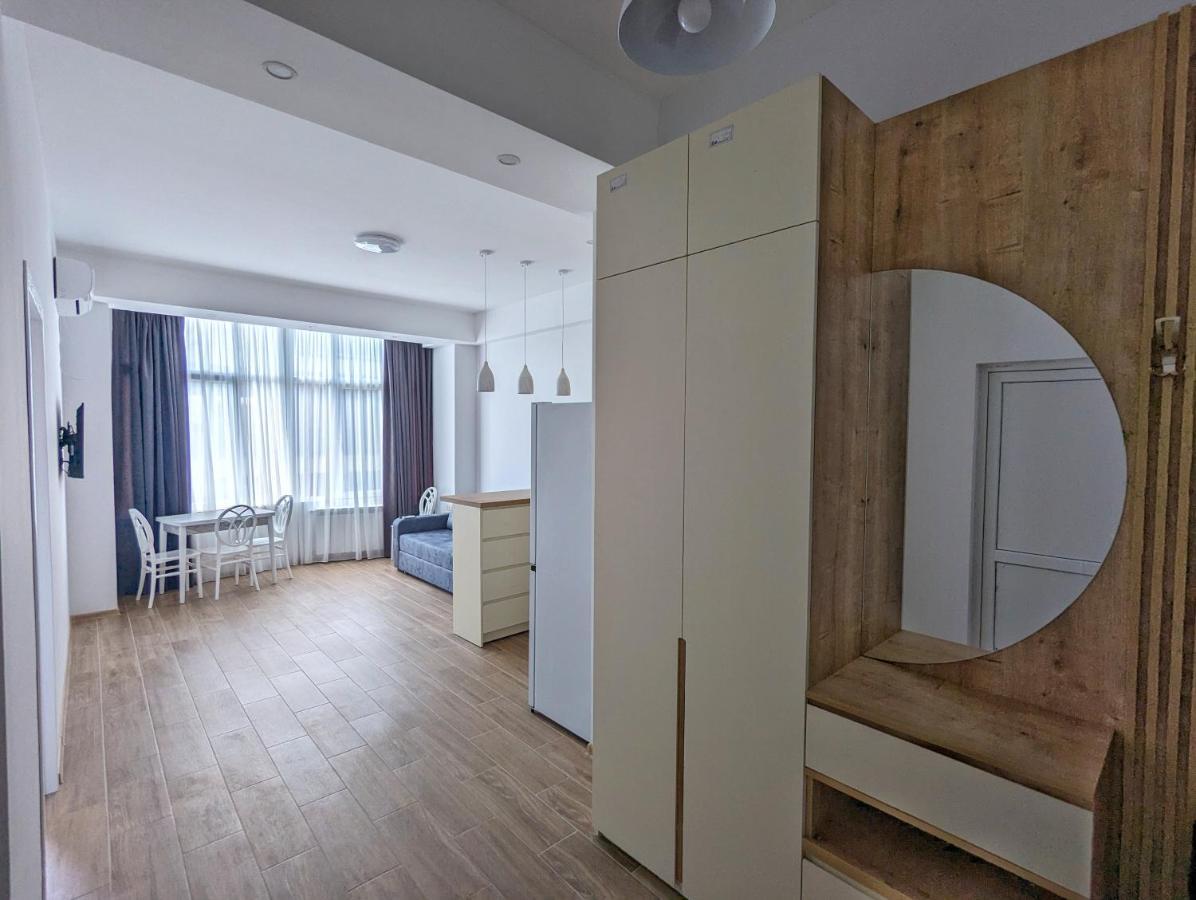Brand New Apartment In Koutaïssi Extérieur photo